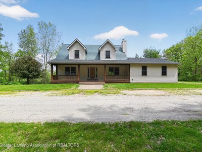 1300 E Round Lake Rd