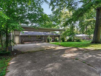3322 Bonds Ave
