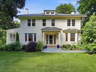 6 Oakmount Cir