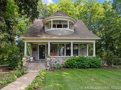 453 S Main St