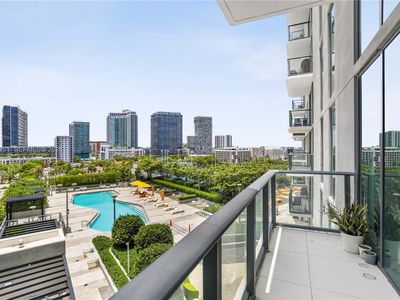 501 NE 31st St Unit 708