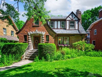 117 Lonsdale Ave