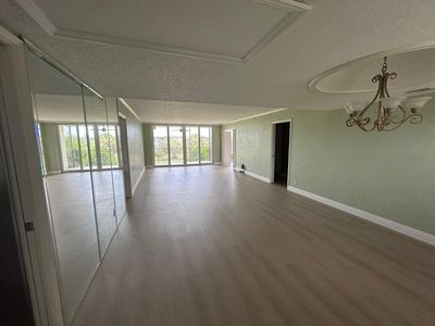 3850 Oaks Clubhouse Drive #403