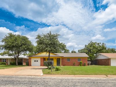 814 Stonewall Dr