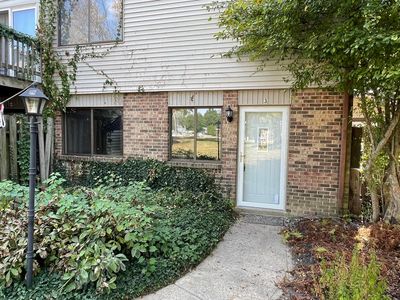 1058 Oakgrove Ct APT 3