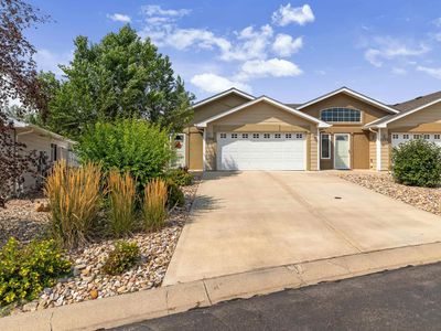 5248 Hayloft Ln