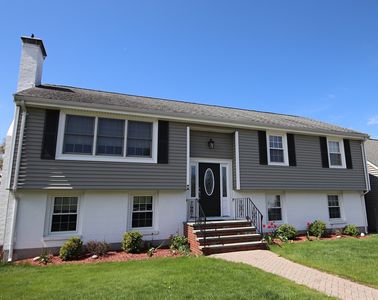 9 Carr Rd