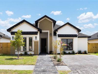 1018 E Baker Dr