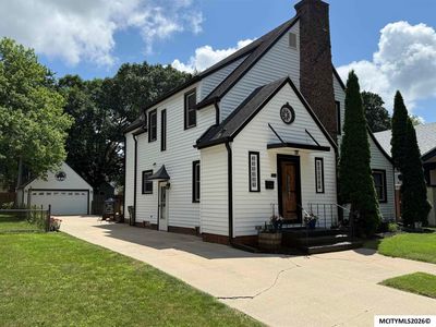 Property at 115 S Kentucky Ave, Mason City, IA