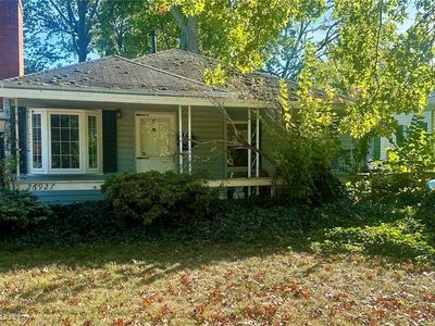 Property at 26927 E Oviatt Rd, Bay Village, OH