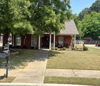 99 Grandwood Ln