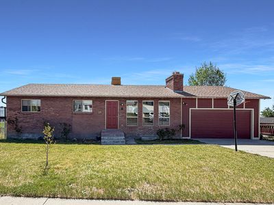 950 N Valley Dr