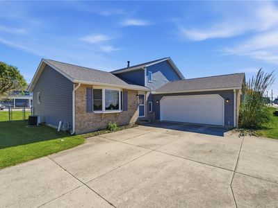 210 N Main St