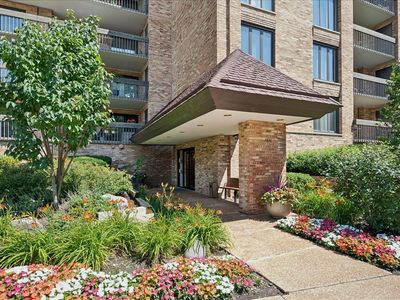 1621 Mission Hills Rd APT 110