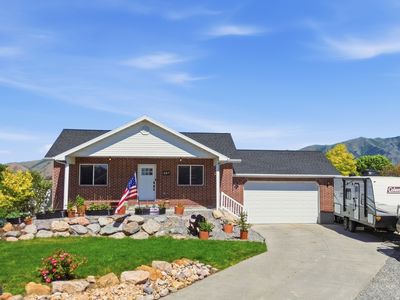 267 E Poplar Ct