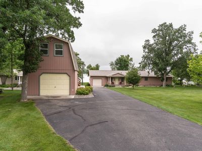 32389 Birchwood Shore Dr