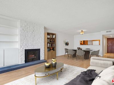 10966 Rochester Ave APT 3C