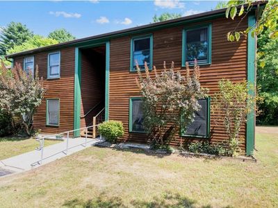 25 Baycrest Drive #201