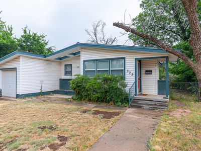 333 Green St