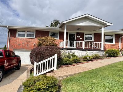 19 Rex Blvd