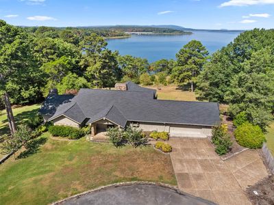 1211 Palisade Cir