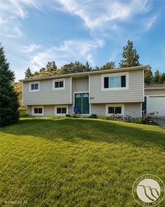 825 Edgehill Vista Rd