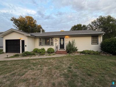 1018 N Elm St