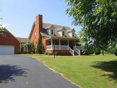 2879 Carters Creek Station Rd