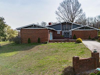192 Rock Castle Rd