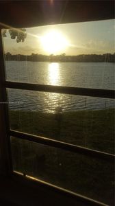 19080 NE 3rd Ct APT 318