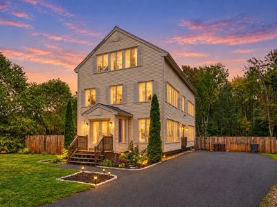111 Ferry Rd