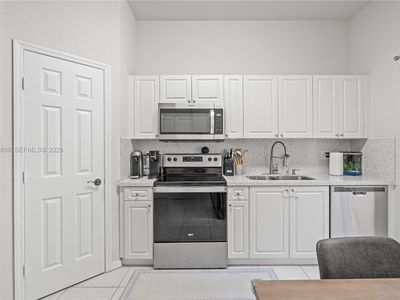 1940 SE 24th Ter #1940