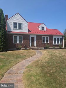 111 E Main St