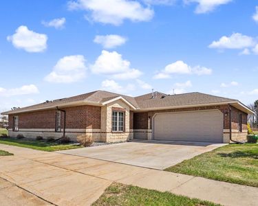 1933 LILAC LANE Unit 16 Hamony Vill