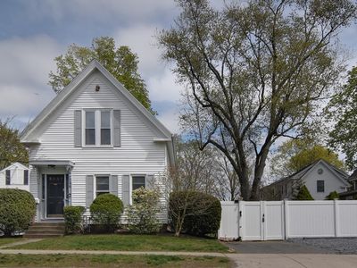 10 Forest Ave
