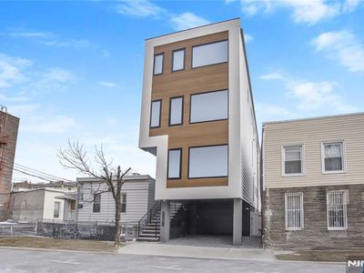5508 Madison St #2