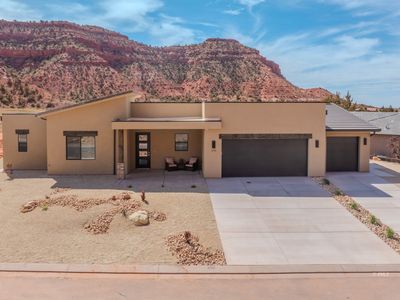 596 E Rainmaker Rd