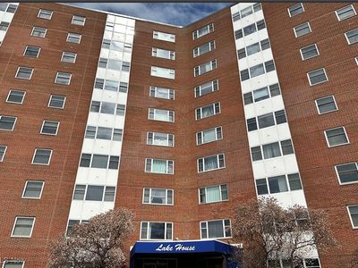 11850 Edgewater Dr APT 721