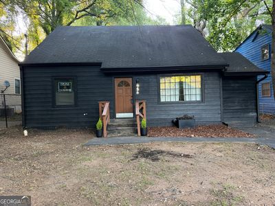 956 Oakland Dr SW