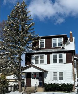 415 Stratford St