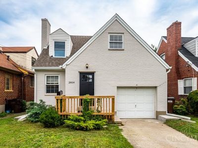 2604 Saint Albans Ave