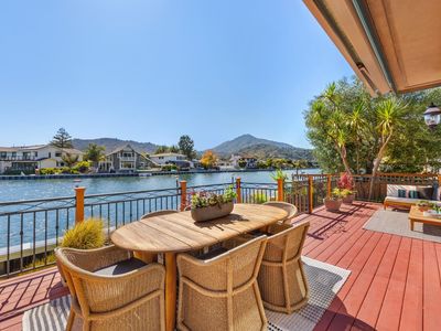 333 Riviera Circle