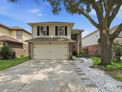 807 Oak West Dr