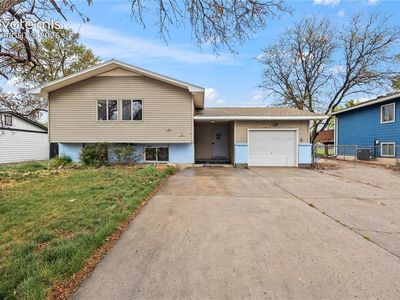 1026 Drury Ln