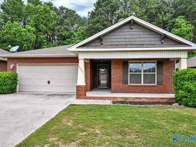 1551 Heritage Cir SE