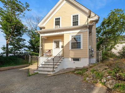 12 Adams St