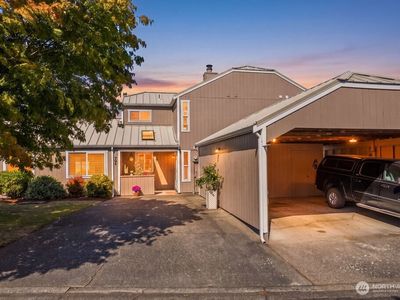 504 W Bowman Court