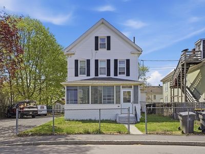 19 Hayes St