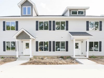 407 Juniper St