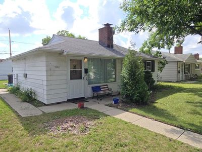 3022 S 51st STREET